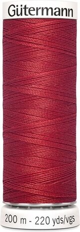 G&uuml;termann Naaigaren - Rood - Nr 26 - 200 meter