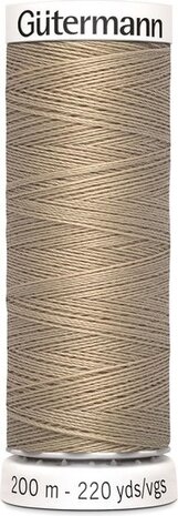 G&uuml;termann Naaigaren - Beige - Nr 464 - 200 meter