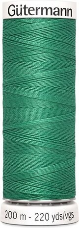 G&uuml;termann Naaigaren - Groen - Nr 556 - 200 meter
