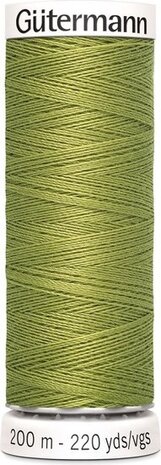 G&uuml;termann Naaigaren - Groen - Nr 582 - 200 meter