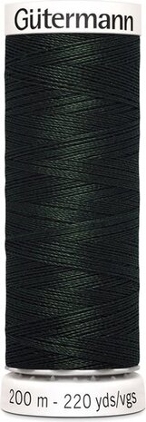 G&uuml;termann Naaigaren - Groen - Nr 687 - 200 meter