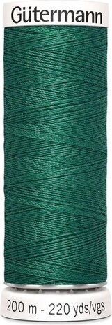 G&uuml;termann Naaigaren - Groen - Nr 916 - 200 meter