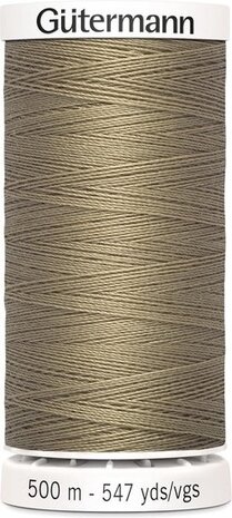 G&uuml;termann Naaigaren Bruin - Nr 868- 500 meter
