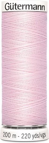 G&uuml;termann Naaigaren - Roze - Nr 372 - 200 meter